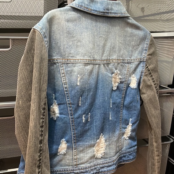 Jean Jacket - Picture 3 of 4
